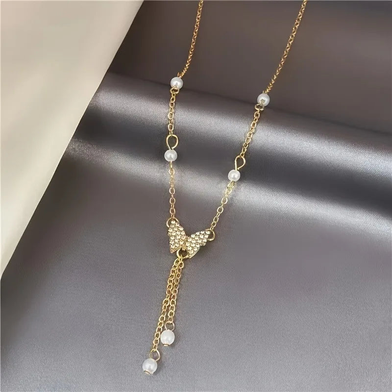 Butterfly Pearl Collar Necklace