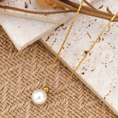 Freshwater Pearl Pendant Necklace